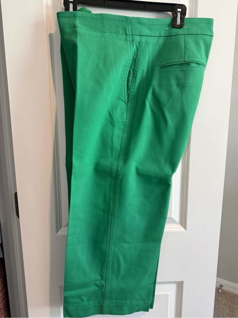 Ann Taylor Bright Green Cropped Ankle Pants